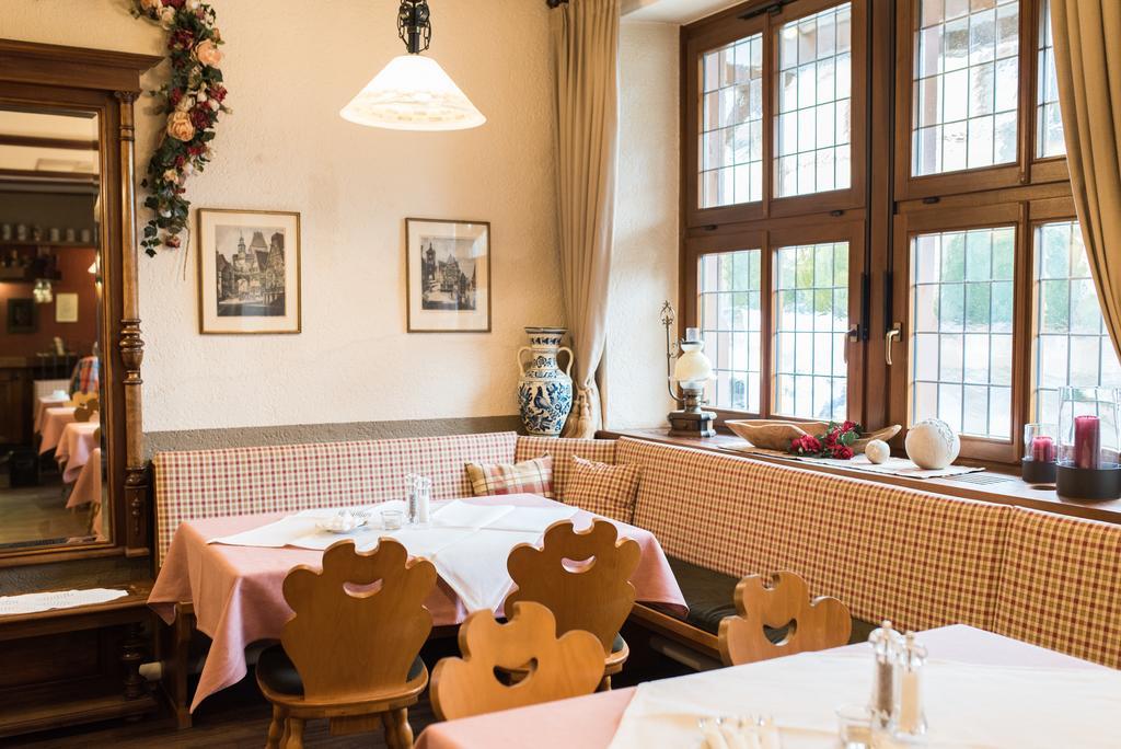 Gasthaus Zum Specht โฮสบาค ภายนอก รูปภาพ