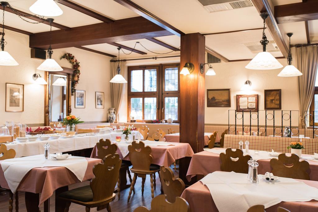 Gasthaus Zum Specht โฮสบาค ภายนอก รูปภาพ
